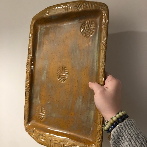 Rustic Rectangular Earthenware Tray - Picture 4 of 8